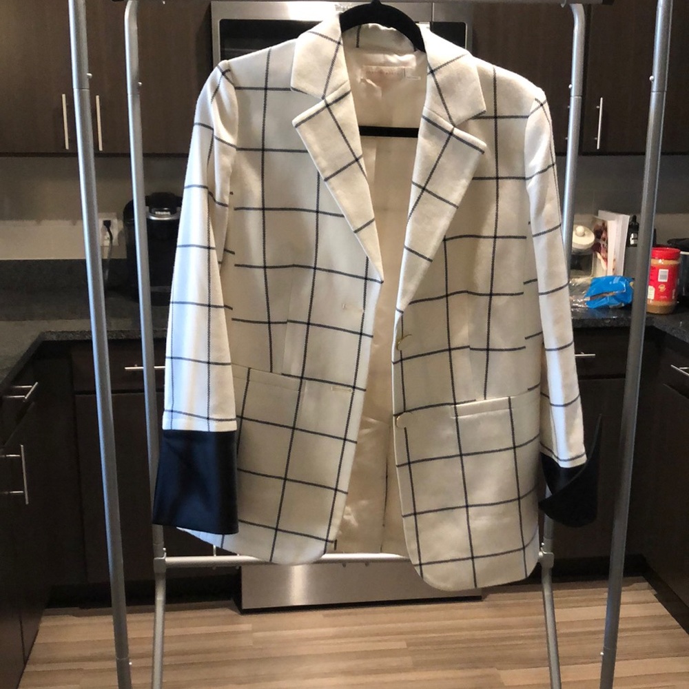 beautiful Tory Burch blazer!